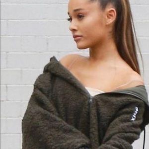 PRIX Kuma olive windbreaker